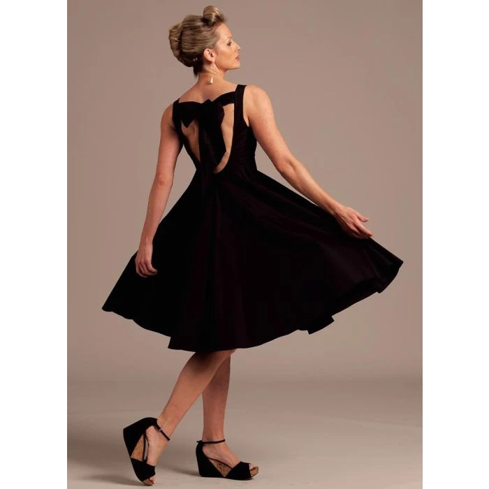 Vogue Sewing Pattern 1102 (EE) - Misses Dress 14-20 V1102 EE 14-20 - Image 4