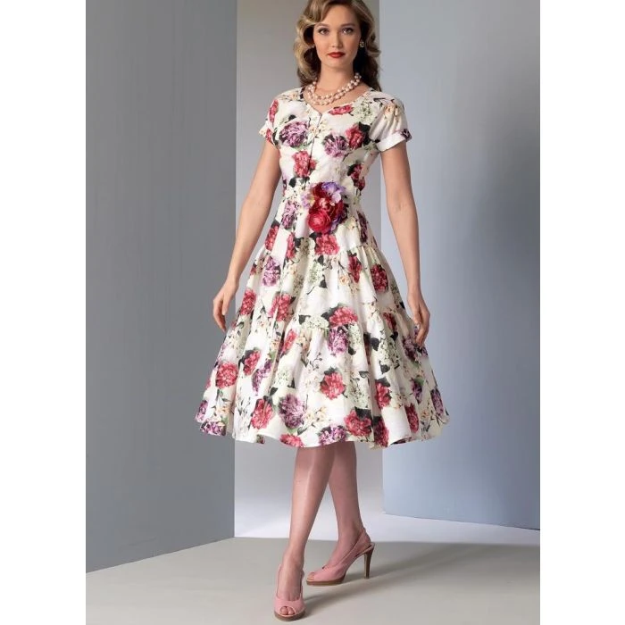 Vogue Sewing Pattern 9106 (A5) - Misses Dress & Belt V9106 6-14 V9106 6-14 - Image 2