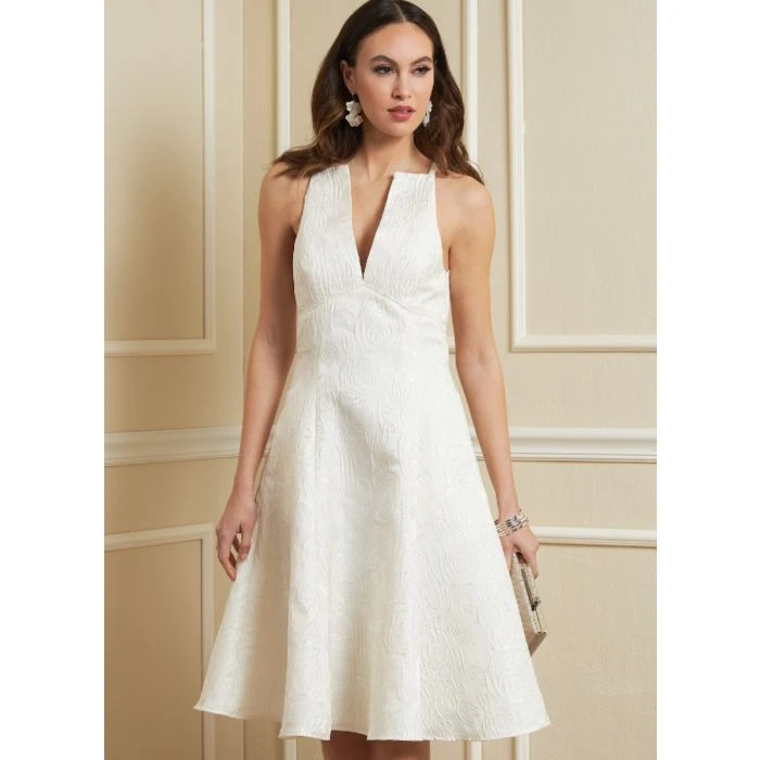 Vogue Sewing Pattern 1882 (B5) - Misses Dress 8-16 - Image 4